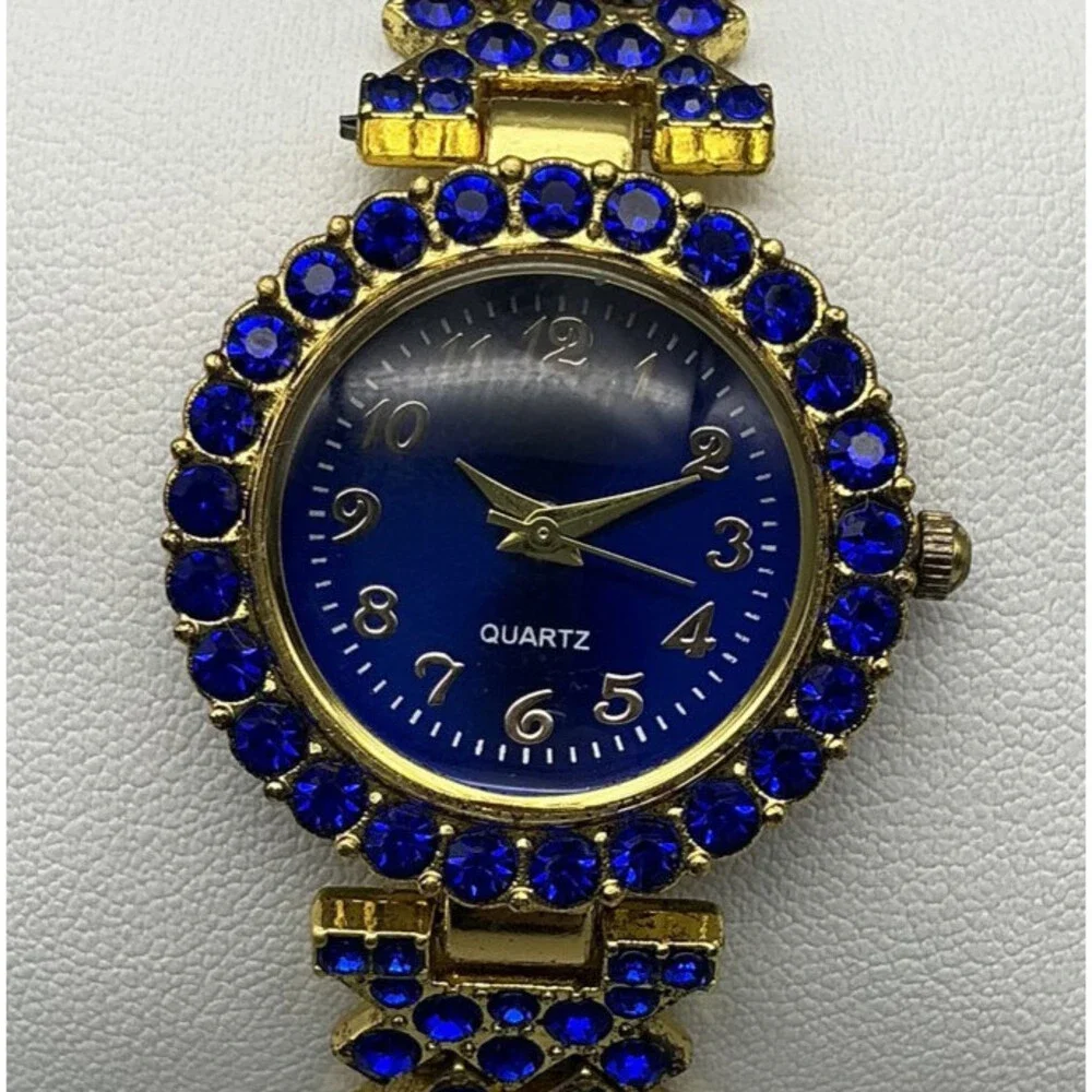 Womens Watch 29mm Blue Dial Gold Tone Blue Crystals Bracelet 7.75